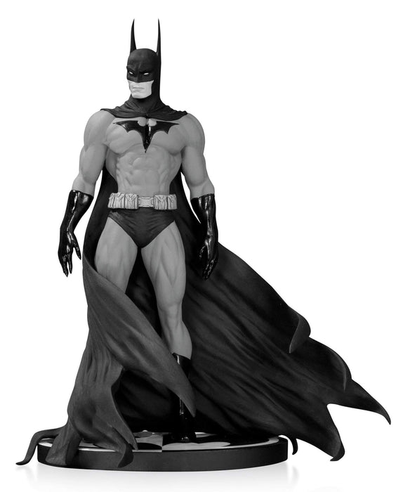 Batman Black & White Statue by Michael Turner