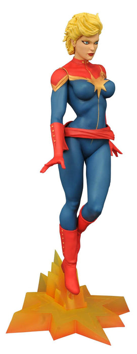 Marvel Femme Fatales Captain Marvel Pvc Figure
