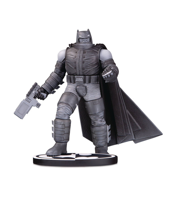 Batman Black & White Statue Armored Batman By Frank Miller
