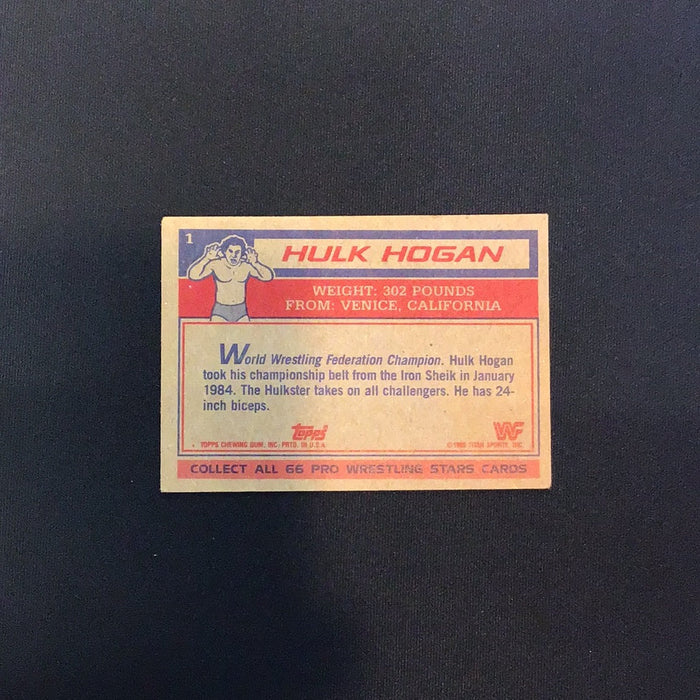 1985 Topps WWF #1 Hulk Hogan RC