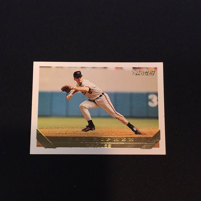 1993 Topps Gold #300 Cal Ripken