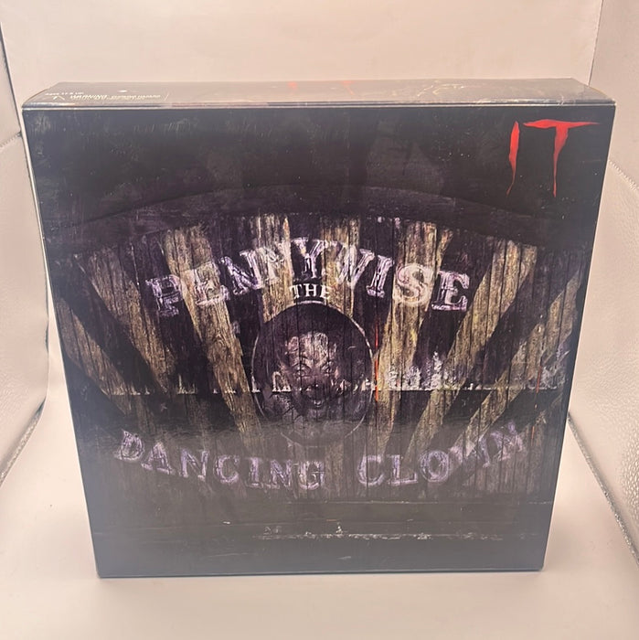 Neca IT Ultimate Pennywise The Dancing Clown
