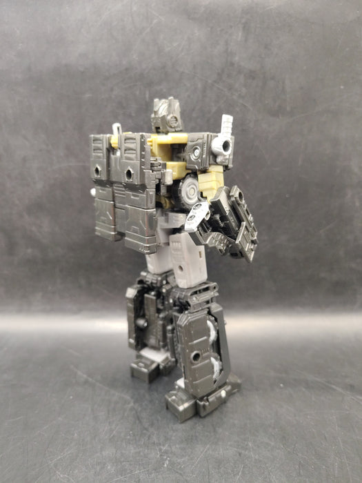 Transformers Generations - Power of the Primes Evolution Nemesis Prime
