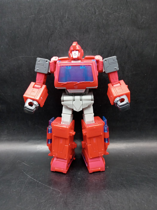 Transformers Studio Series 86 Voyager Autobot Ironhide