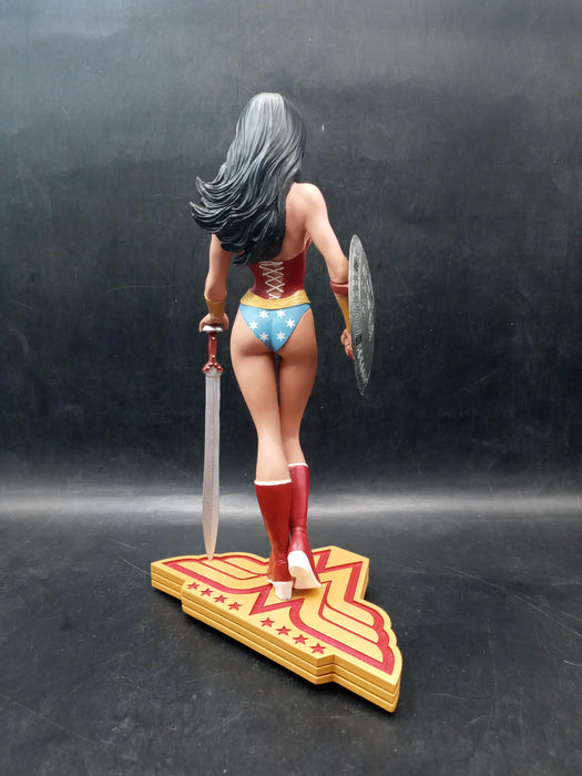 DC Collectibles Wonder Woman The Art Of War Statue