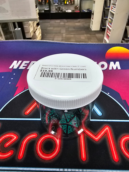 Deluxe Conch Dice 18mm Black with Green Numbers