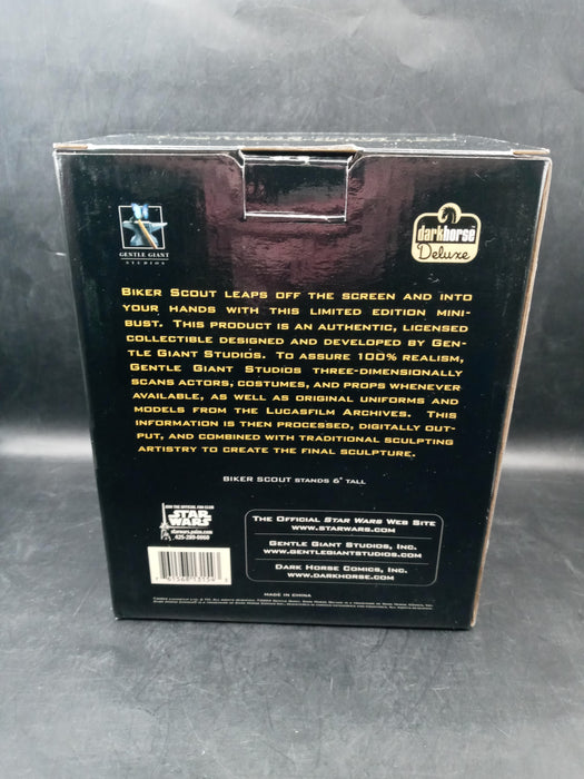 Darkhorse Deluxe Gentle Giant Biker Scout Collectible Bust