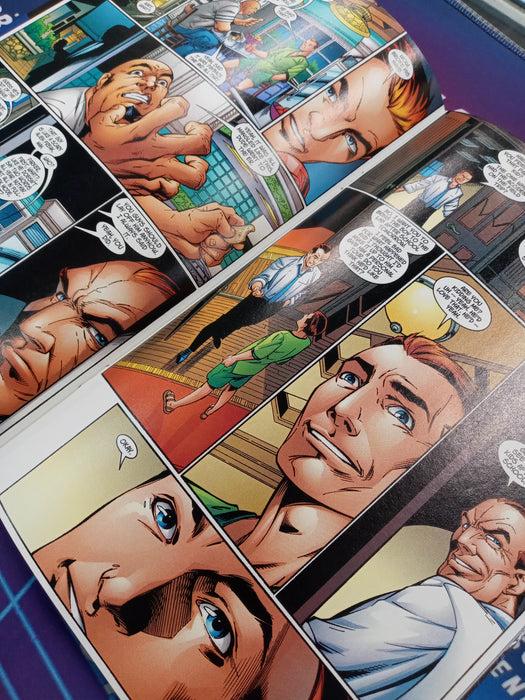 Ultimate Spider-man #2 (1:4 RI cover) (2000)