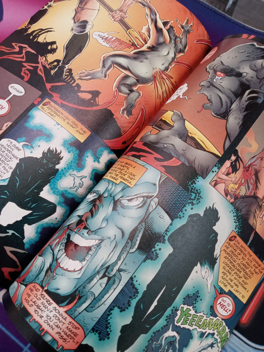 The Death of Vampirella (Chrome Var.)
