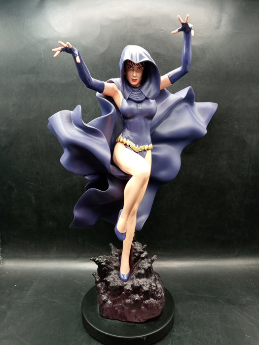 DC Direct Cover Girls Raven Statue