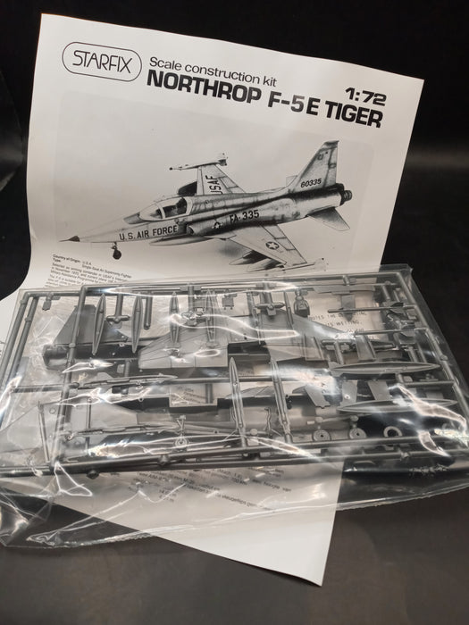 Starfix Northrop F-5E Tiger Model Kit