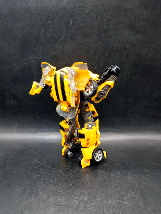 Transformers Studio Series Deluxe Class - Bumblebee