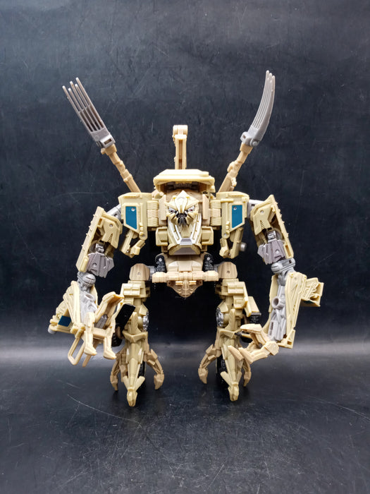 Transformers Studio Series Voyager Class - Bonecrusher