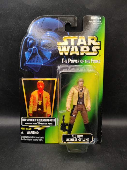 Star Wars POTF Luke Skywalker in Ceremonial Outfit With Medal of Valor & Blaster Pistol