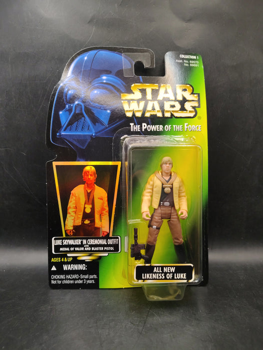 Star Wars POTF Luke Skywalker in Ceremonial Outfit With Medal of Valor & Blaster Pistol
