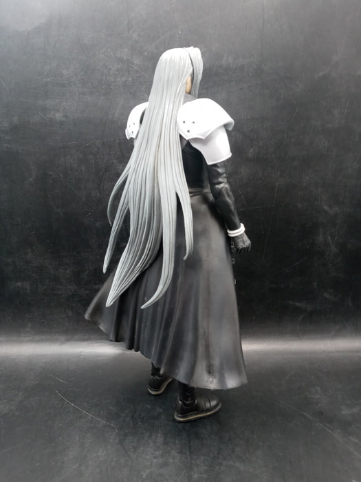 Final Fantasy VII Sephiroth Play Arts Vol. 2 Figure