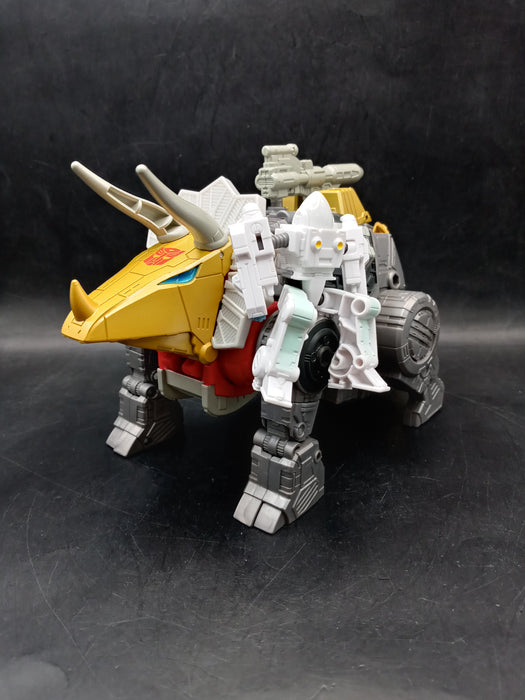 Transformers Studio Series 86 - Dinobot Slug and Daniel Witwicky