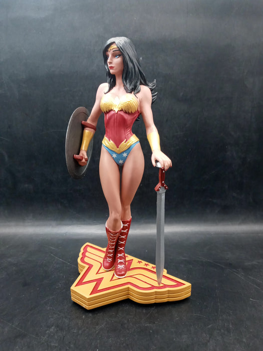 DC Collectibles Wonder Woman The Art Of War Statue
