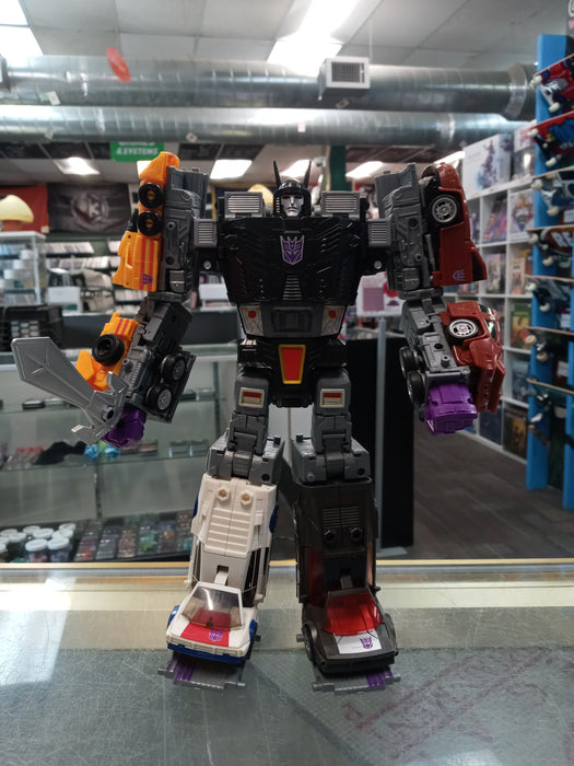 Transformers Legacy Evolution Stunticon Menasor