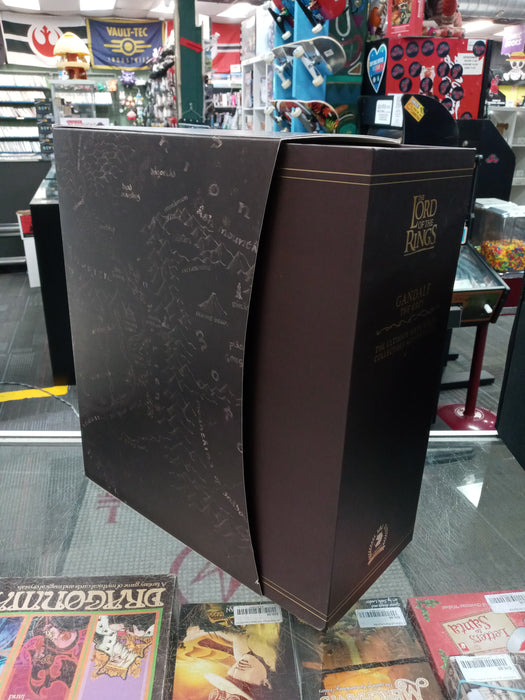 Asmus Crown Series LOTR 1/6th Scale Gandalf The Grey