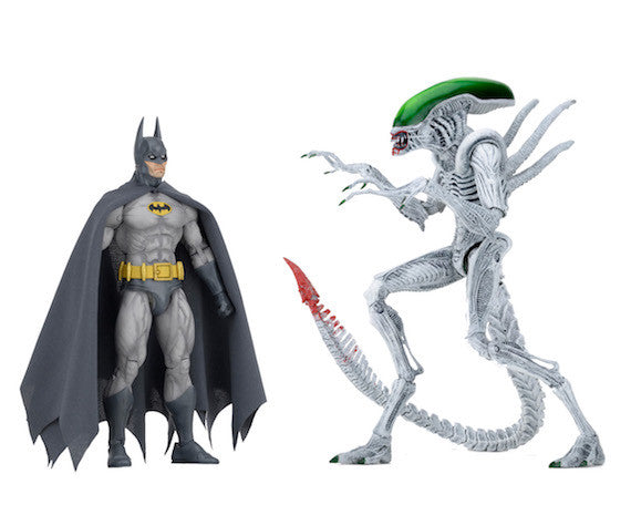 Batman vs Alien - 7" Scale Action Figure - 2 Pack