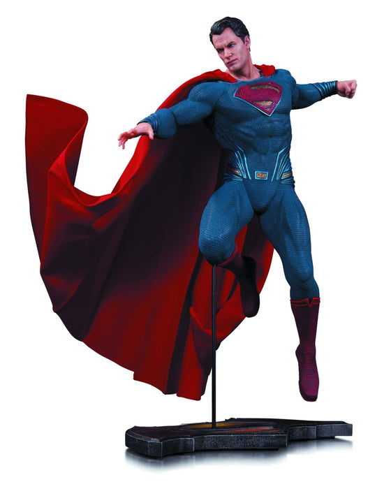 Batman V Superman Superman Statue