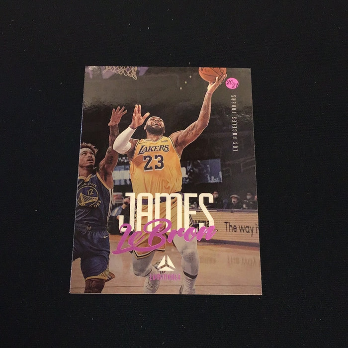 2020-21 Panini Chronicles Pink #152 LeBron James/Luminance